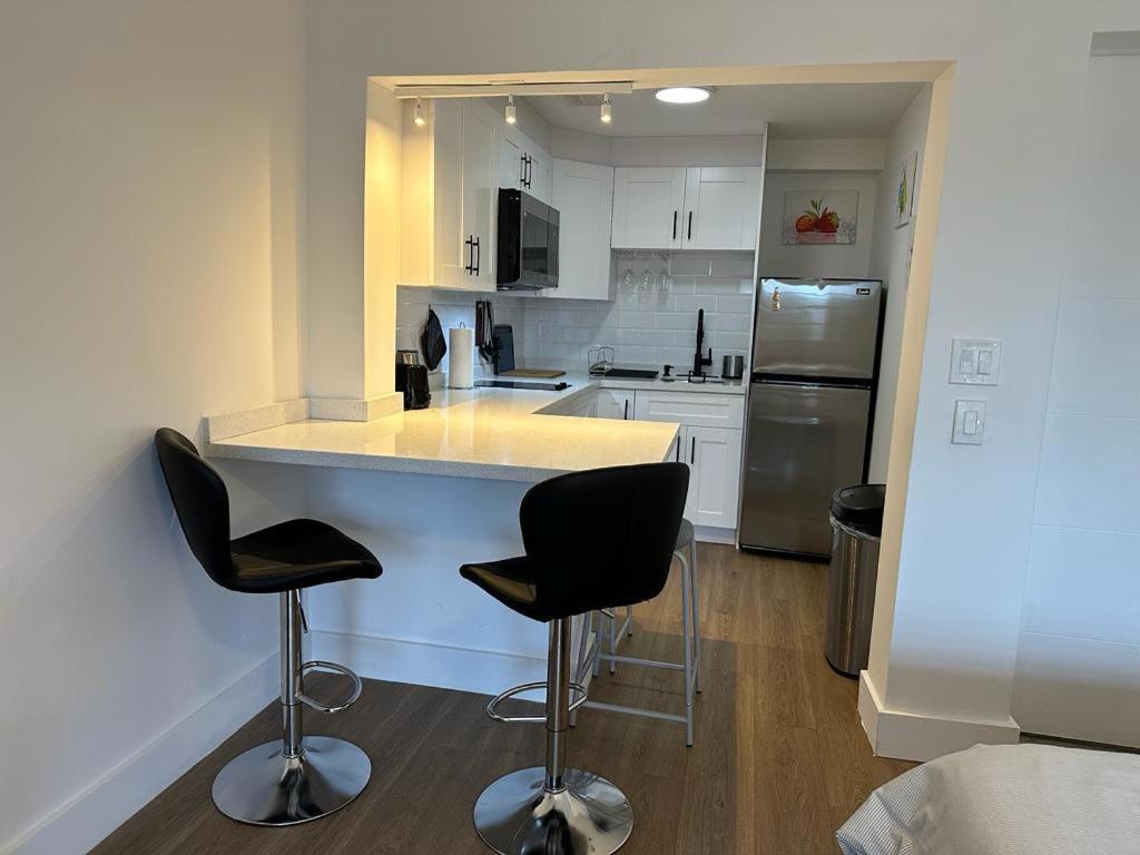 Moderno Departamento Estudio Miami Apartment Hallandale Beach Bagian luar foto
